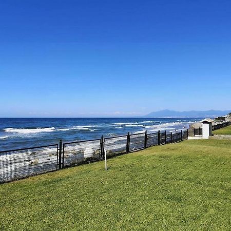 Amazing 3Bedroom Flat With Seafront Views & Pool By Sharingco Марбеля Екстериор снимка