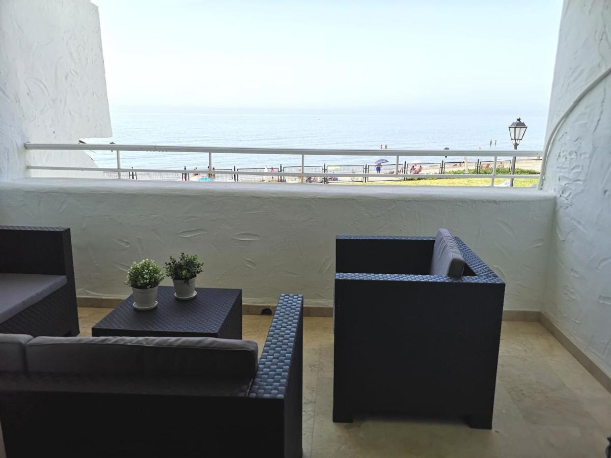Amazing 3Bedroom Flat With Seafront Views & Pool By Sharingco Марбеля Екстериор снимка